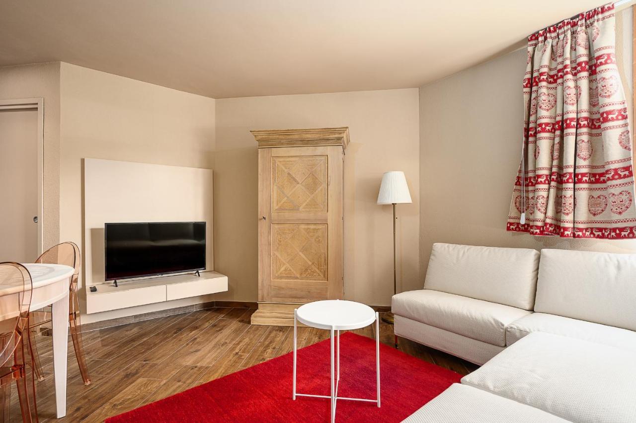 Hemeras Boutique Homes : Apartment 200M From The Skylift Брей-Червиния Экстерьер фото